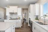 6102 Radford Avenue - Photo 6