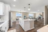 6102 Radford Avenue - Photo 7