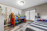 2059 Roe Crest Drive - Photo 15