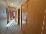 111 Oakwood Court - Photo 23