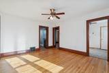 802 Howell Street - Photo 6