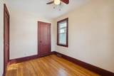 802 Howell Street - Photo 9