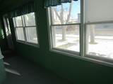 712 7th Street - Photo 3
