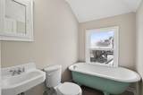 3318 Oakland Avenue - Photo 38