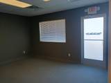 820 Howe Avenue - Photo 19
