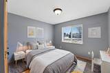 941 Edge Place - Photo 19