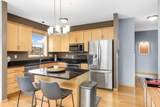 301 Oak Grove Street - Photo 5