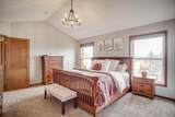 682 Lynn Court - Photo 14