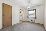 5924 Regent Avenue - Photo 10