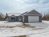 465 Oak Circle - Photo 1