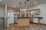 140 Peggy Lane - Photo 4