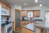 140 Peggy Lane - Photo 6
