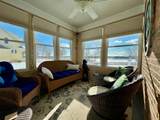 550 Park Avenue - Photo 2