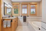 5425 Highwood Drive - Photo 37