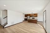 18018 Walnut Circle - Photo 5
