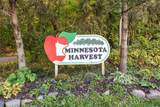 955 Huntington Way - Photo 24