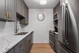215 Barry Avenue - Photo 17