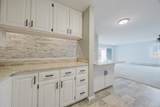 315 Park Lake Boulevard - Photo 4