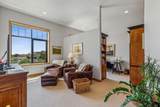 12 Broadway - Photo 21