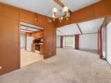 923 Summit Drive - Photo 10