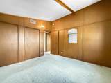 923 Summit Drive - Photo 25