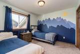 2080 Pratt Cir - Photo 18