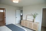 4800 Decorah Way - Photo 31