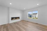 429 James Parkway - Photo 7