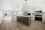 112 19th Street - Photo 7