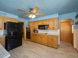 607 Swan Street - Photo 9