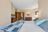 1201 Yale Place - Photo 27