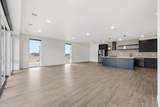 300 Main Avenue - Photo 5