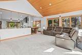 1570 Lakeview Curve - Photo 3