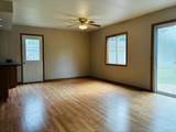 2742 Pine Avenue - Photo 4