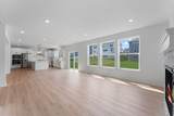 1855 Royal Boulevard - Photo 5