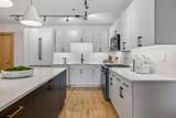 215 10th Avenue - Photo 4