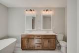 22508 Thrush Street - Photo 14