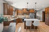 1060 Legend Lane - Photo 6