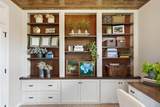 2035 Temminck Road - Photo 8