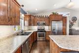 12012 Mayview Curve - Photo 11