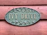 17619 Ivy Drive - Photo 2