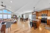 38209 Everett Avenue - Photo 6