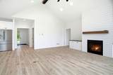 1625 Lake Avenue - Photo 19