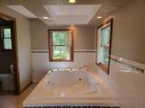113 Sarnia Street - Photo 38