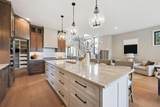 3061 Lake Shore Boulevard - Photo 10
