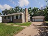6301 Oak Knoll Plaza - Photo 4
