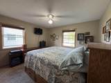 2722 Albion Avenue - Photo 21