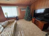 2722 Albion Avenue - Photo 37