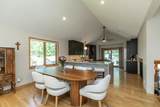 1104 Falls Curve - Photo 11