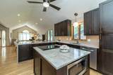 1104 Falls Curve - Photo 14